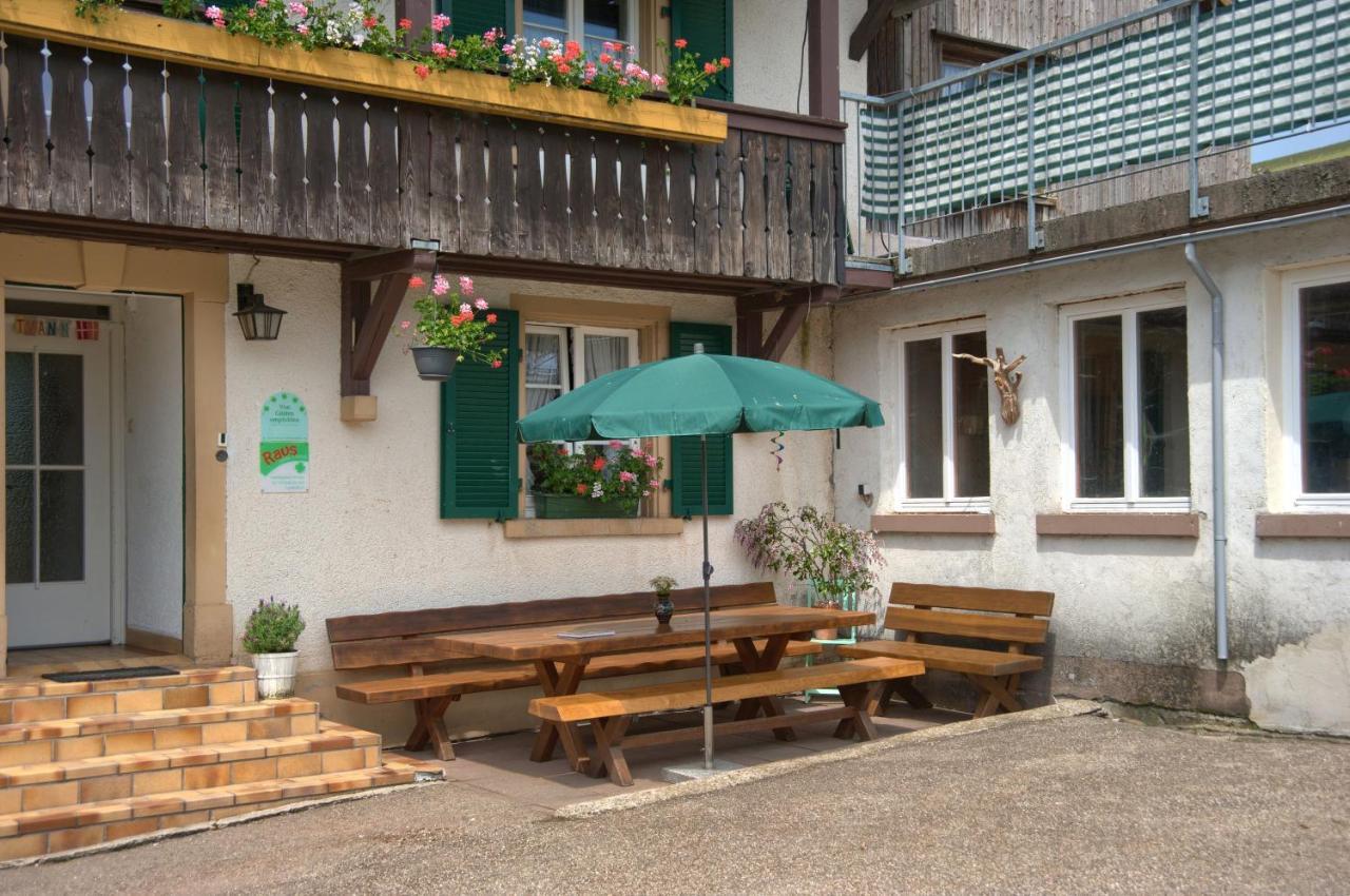 Ferienwohnung Mittlerer Itzenwaldhof - Heimkehr Münstertal Exterior foto