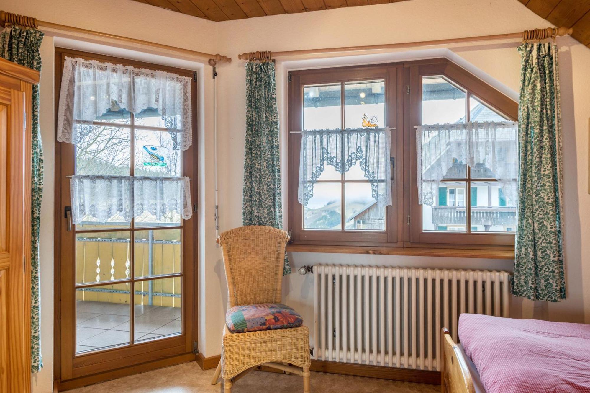Ferienwohnung Mittlerer Itzenwaldhof - Heimkehr Münstertal Exterior foto